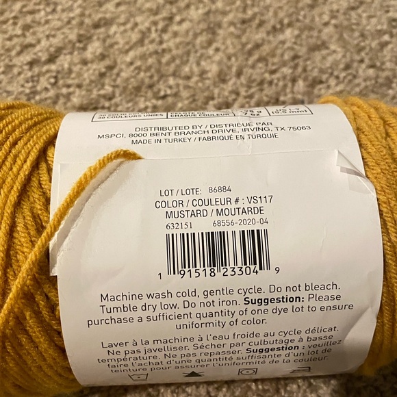 Yarn Bundle - Picture 10 of 13